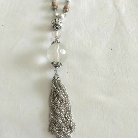 Iris Apfel & Bajalia 3 Silver & Wood Bead Layered Pendant Statement Necklaces - Picture 6 of 16